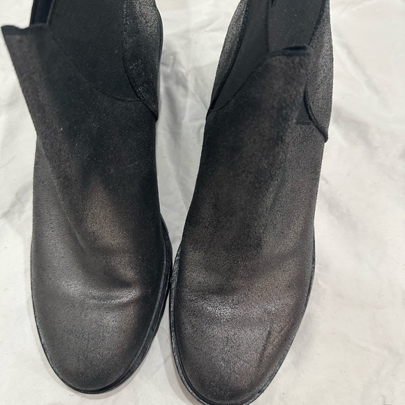 Eileen Fisher Black Metallic Dome Pull On Chunky Heel Ankle  Booties size 39.5 - Picture 4 of 5